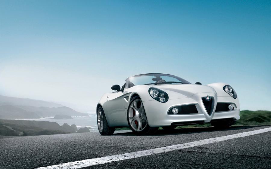  Alfa Romeo 8C Competizione Spider 2008 года  (фото 4 из 12)